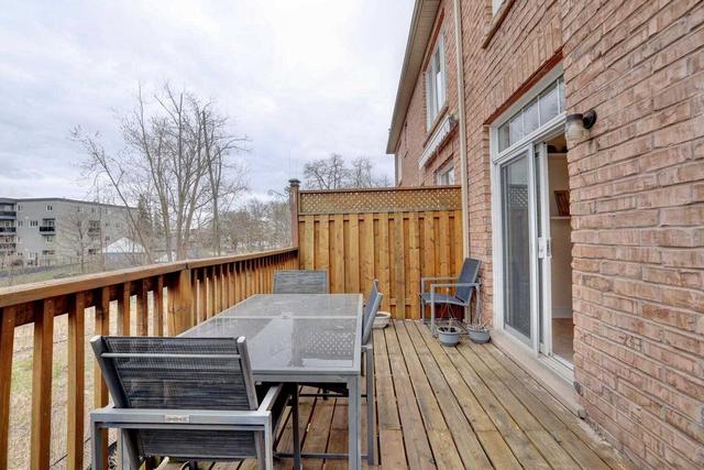 1994 Oana Dr, Townhouse with 2 bedrooms, 3 bathrooms and 2 parking in Mississauga ON | Image 26