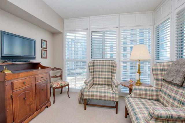 505 - 3 Marine Parade Dr W, Condo with 1 bedrooms, 1 bathrooms and 1 parking in Toronto ON | Image 3