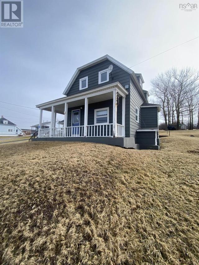 15182 Cabot Trail, House detached with 2 bedrooms, 2 bathrooms and null parking in Inverness, Subd. A NS | Image 1