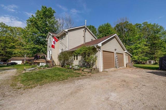 1844 Oakwood Rd, House detached with 4 bedrooms, 3 bathrooms and 8 parking in Innisfil ON | Image 31