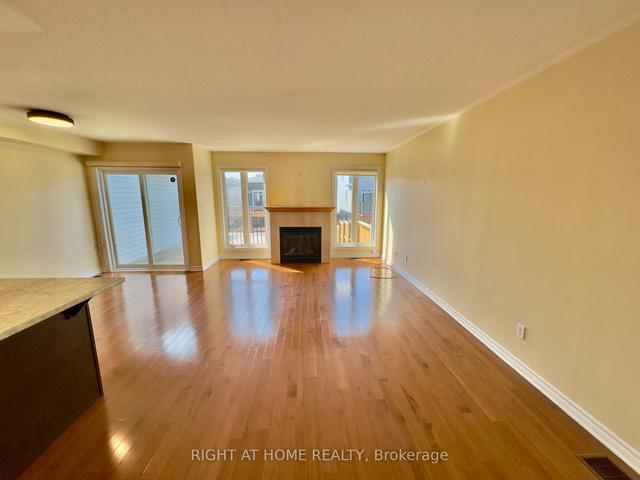 1590 Davenport Cres, House attached with 3 bedrooms, 4 bathrooms and 3 parking in Kingston ON | Image 2