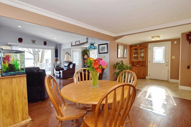 107 Aldred Dr, House detached with 2 bedrooms, 2 bathrooms and 10 parking in Scugog ON | Image 4