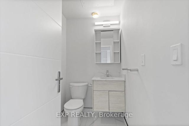3813 - 60 Frederick St, Condo with 1 bedrooms, 2 bathrooms and 1 parking in Kitchener ON | Image 2