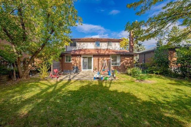 6 Queenscourt Dr, House detached with 4 bedrooms, 3 bathrooms and 4 parking in Toronto ON | Image 22