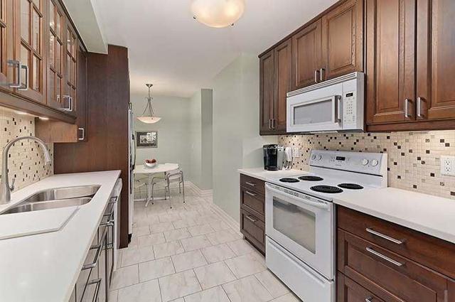 Th6 - 4357 Bloor St W, Townhouse with 4 bedrooms, 2 bathrooms and 1 parking in Toronto ON | Image 7