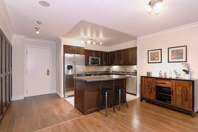 1001 - 880 Grandview Way, Condo with 3 bedrooms, 2 bathrooms and 1 parking in Toronto ON | Image 12