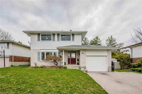 97 Applewood Crescent, House detached with 4 bedrooms, 1 bathrooms and 5 parking in Guelph ON | Card Image