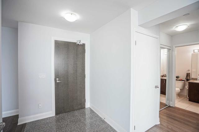 3401 - 2900 Highway 7, Condo with 1 bedrooms, 2 bathrooms and 1 parking in Vaughan ON | Image 12