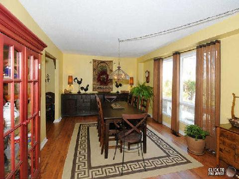 8 Trillium Crt, House detached with 3 bedrooms, 3 bathrooms and 6 parking in Brampton ON | Image 5
