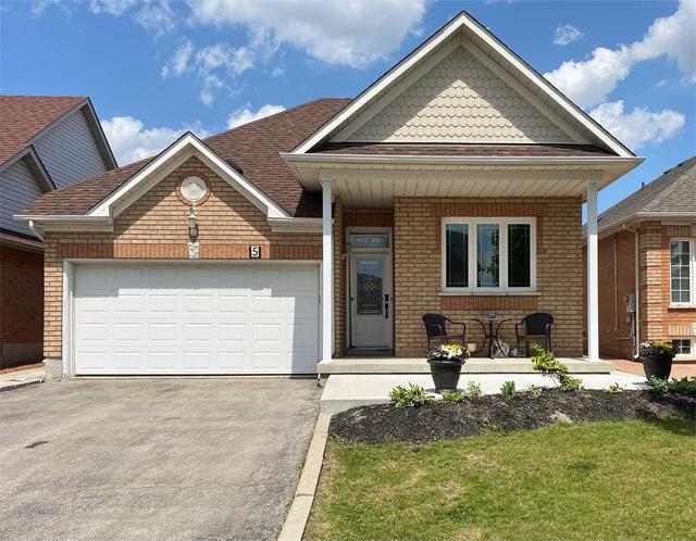 5 Orchid Dr, House detached with 3 bedrooms, 2 bathrooms and 6 parking in Brampton ON | Image 1