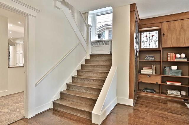 80 Glencairn Ave, House detached with 4 bedrooms, 4 bathrooms and 2 parking in Toronto ON | Image 9