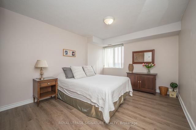 1104 - 301 Frances Ave, Condo with 3 bedrooms, 2 bathrooms and 1 parking in Hamilton ON | Image 20