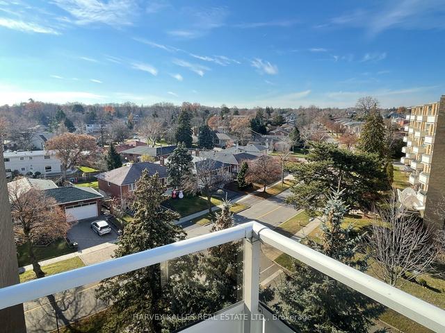 605 - 22 Allanhurst Dr, Condo with 2 bedrooms, 1 bathrooms and 1 parking in Toronto ON | Image 7