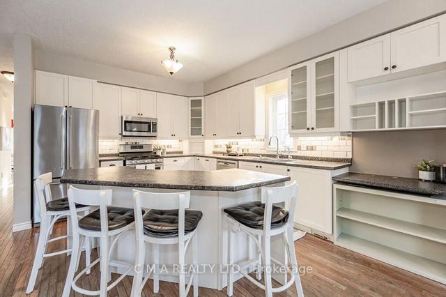 570 Eastbridge Blvd, House detached with 3 bedrooms, 4 bathrooms and 6 parking in Waterloo ON | Image 17