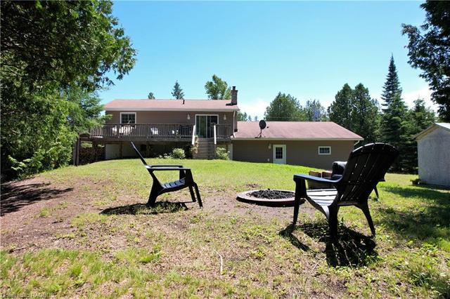 63 Old Pine Tree Road, House detached with 2 bedrooms, 1 bathrooms and 12 parking in Northern Bruce Peninsula ON | Image 9