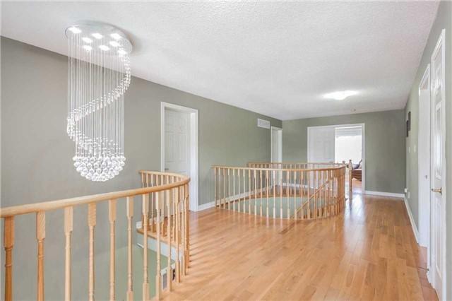 1001 Lytton Crt, House detached with 4 bedrooms, 3 bathrooms and 4 parking in Pickering ON | Image 15