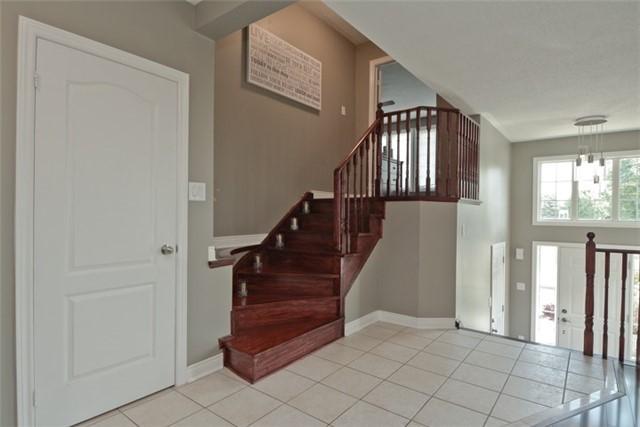 86 Tom Edwards Dr, House detached with 3 bedrooms, 3 bathrooms and 2 parking in Whitby ON | Image 9