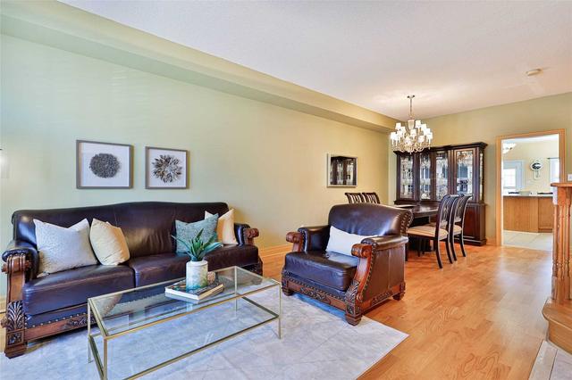 16 Estoril Terr, House semidetached with 4 bedrooms, 4 bathrooms and 2 parking in Toronto ON | Image 28
