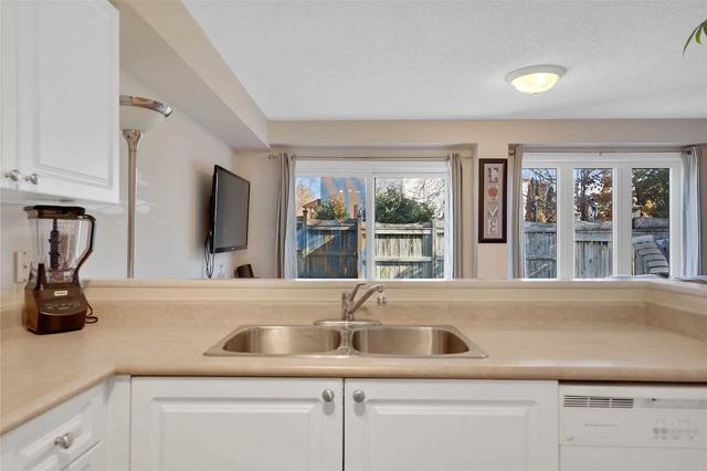 34 - 430 Mapleview Dr E, Townhouse with 3 bedrooms, 2 bathrooms and 2 parking in Barrie ON | Image 25