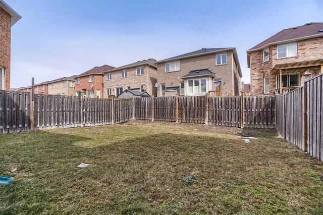 86 Seascape Cres, House detached with 3 bedrooms, 3 bathrooms and 3 parking in Brampton ON | Image 4