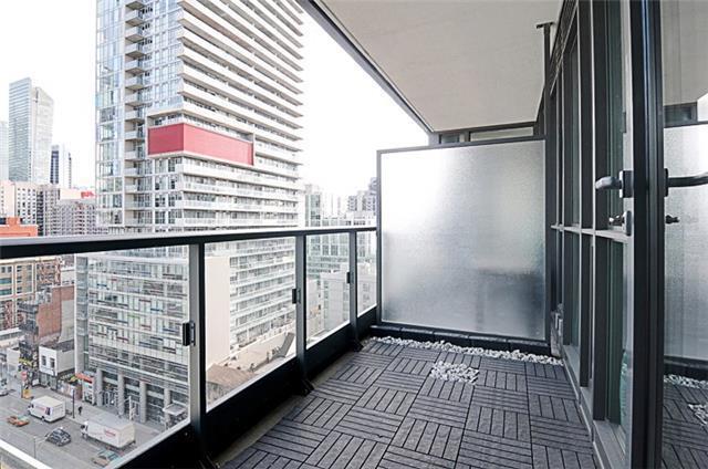1005 - 8 Charlotte St, Condo with 1 bedrooms, 2 bathrooms and 1 parking in Toronto ON | Image 16