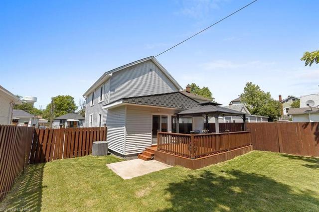 114 Pilkington Street, House detached with 4 bedrooms, 1 bathrooms and 2 parking in Thorold ON | Image 33
