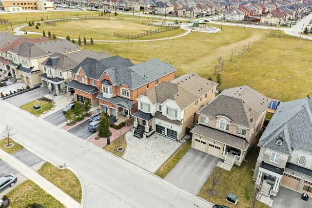 51 Ironside Dr, House detached with 4 bedrooms, 5 bathrooms and 6 parking in Vaughan ON | Image 23