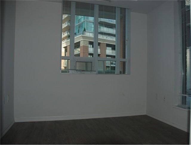 125 Western Battery Rd, Condo with 1 bedrooms, 2 bathrooms and 1 parking in Toronto ON | Image 5