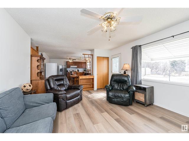 5012 55 Av, House detached with 3 bedrooms, 1 bathrooms and null parking in Tofield AB | Image 16