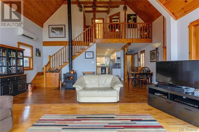 2162 Waterside Drive, House detached with 3 bedrooms, 1 bathrooms and null parking in Cambridge Narrows NB | Image 9