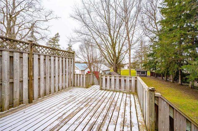 52 Main St E, House attached with 3 bedrooms, 2 bathrooms and 8 parking in Mapleton ON | Image 25