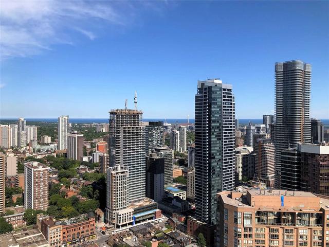 4010 - 1080 Bay St, Condo with 2 bedrooms, 2 bathrooms and 1 parking in Toronto ON | Image 5