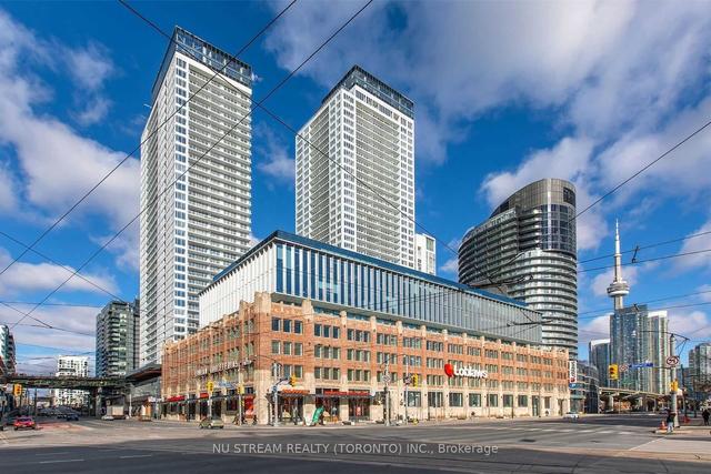709 - 17 Bathurst St, Condo with 1 bedrooms, 1 bathrooms and 0 parking in Toronto ON | Image 1