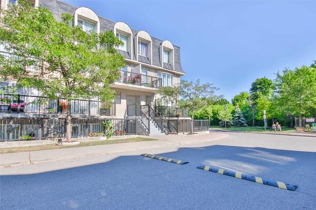 2065 - 65 George Appleton Way, Townhouse with 3 bedrooms, 2 bathrooms and 1 parking in Toronto ON | Image 12