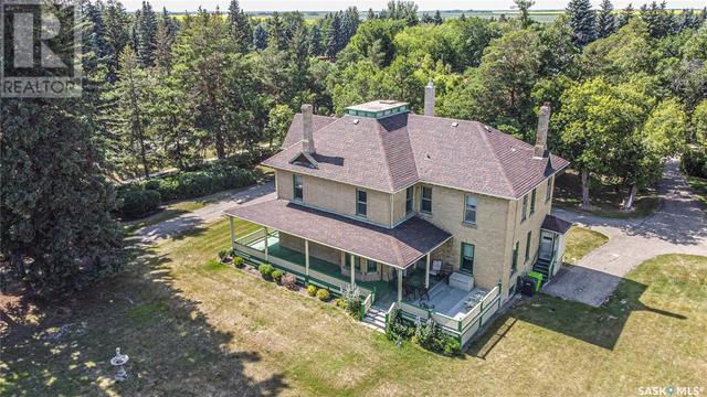1017 Grand Avenue, House detached with 5 bedrooms, 2 bathrooms and null parking in Indian Head SK | Image 5