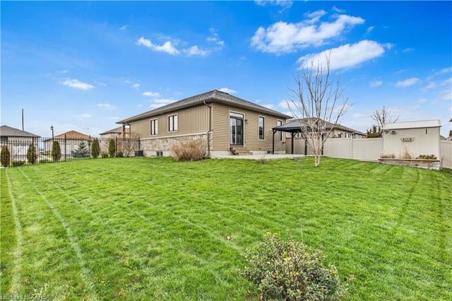 154 Mcdonough Crescent, House detached with 5 bedrooms, 3 bathrooms and 4 parking in Loyalist ON | Image 27