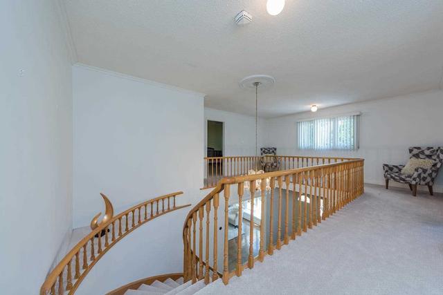 4 Roydawn Crt, House detached with 4 bedrooms, 5 bathrooms and 4 parking in Toronto ON | Image 11