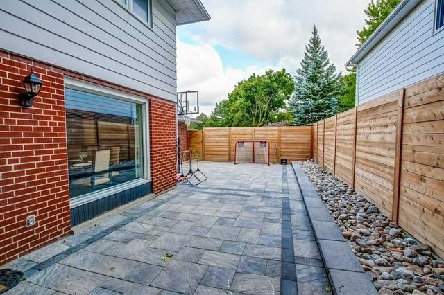 27 Shaughnessy Blvd E, House detached with 4 bedrooms, 4 bathrooms and 4 parking in Toronto ON | Image 18