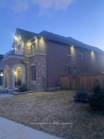 38 Tremblant Cres, House detached with 5 bedrooms, 6 bathrooms and 5 parking in Vaughan ON | Image 35
