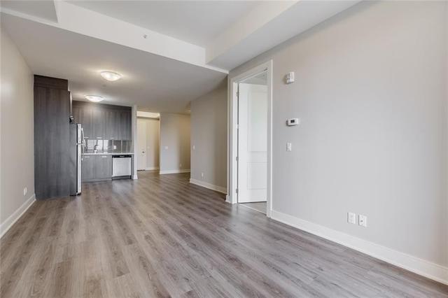 806 - 150 Main St W, Condo with 1 bedrooms, 2 bathrooms and 0 parking in Hamilton ON | Image 6