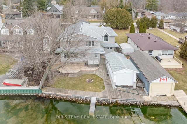 927 Barry Ave, House detached with 4 bedrooms, 3 bathrooms and 9 parking in Innisfil ON | Image 23