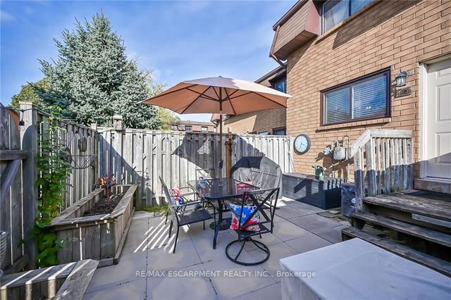 p3 - 444 Stone Church Rd W, Townhouse with 3 bedrooms, 2 bathrooms and 2 parking in Hamilton ON | Image 28