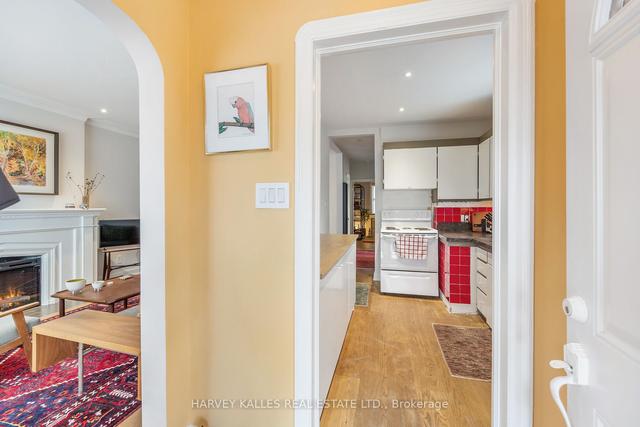 19 Danesbury Ave, House detached with 2 bedrooms, 2 bathrooms and 2 parking in Toronto ON | Image 28