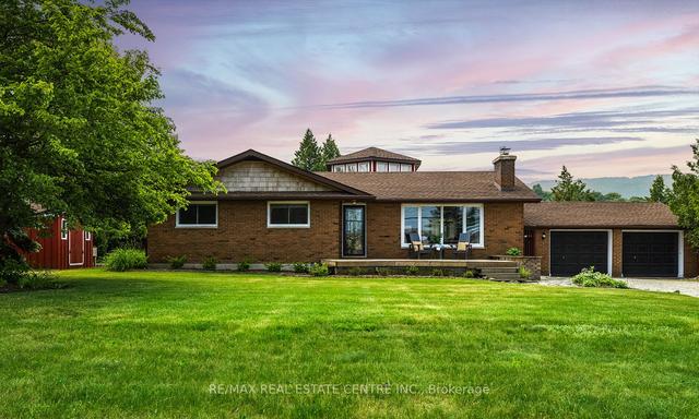 188 Lakeshore Rd E, House detached with 3 bedrooms, 3 bathrooms and 8 parking in The Blue Mountains ON | Image 1
