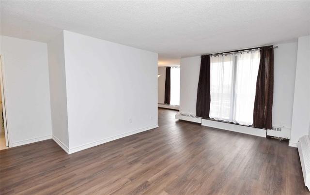 1101 - 4645 Jane St, Condo with 2 bedrooms, 1 bathrooms and 1 parking in Toronto ON | Image 3