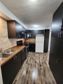 502 - 15 London Green Crt, Condo with 3 bedrooms, 3 bathrooms and 1 parking in Toronto ON | Image 4