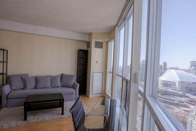 3501 - 8 York St, Condo with 0 bedrooms, 1 bathrooms and 0 parking in Toronto ON | Image 21