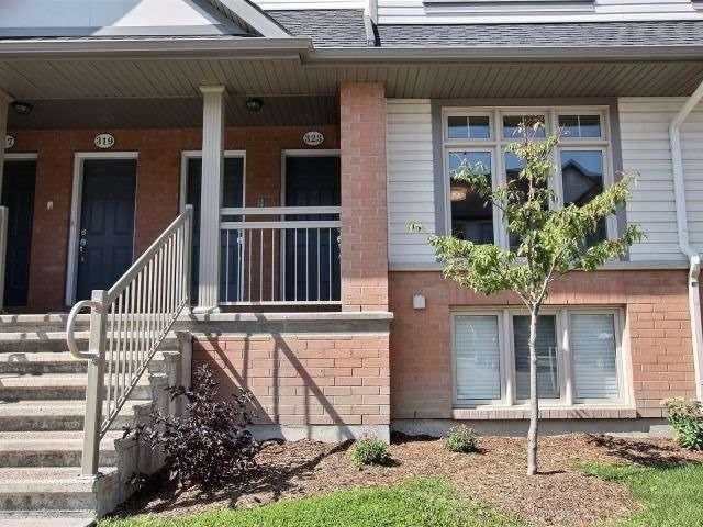 323 Galston Private, Townhouse with 0 bedrooms, 2 bathrooms and 1 parking in Ottawa ON | Image 2
