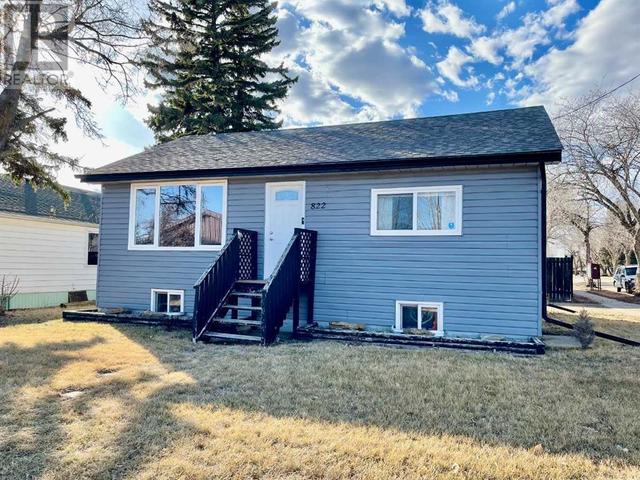 822 10 Street, House detached with 3 bedrooms, 1 bathrooms and 3 parking in Wainwright AB | Image 41