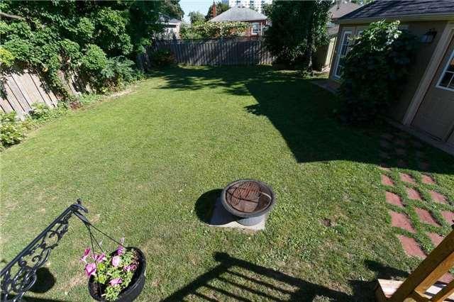 31 Gracefield Ave, House detached with 3 bedrooms, 2 bathrooms and 4 parking in Toronto ON | Image 20